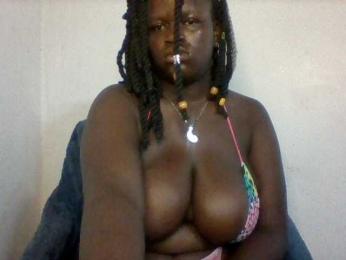 Boobie-queen webcam model stream image