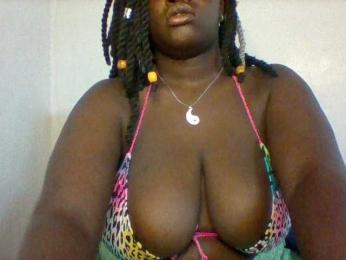 Boobie-queen webcam model stream image