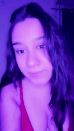 Veruzkahell webcam model stream image