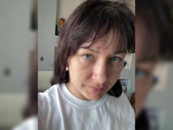 KatrinZeta webcam model stream image