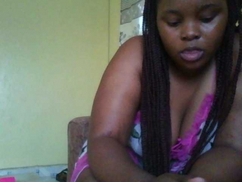 Bustyassy1 webcam model stream image