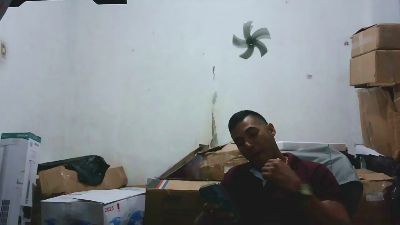 AM92 webcam model stream image