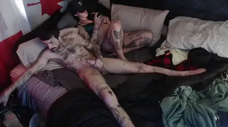 hungandtatted666 webcam model stream image