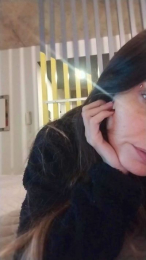 Goldie_Cazacu webcam model stream image