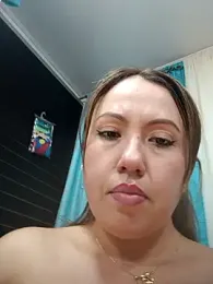 VIOLETA-25_ webcam model stream image
