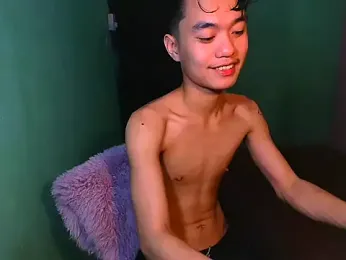 ur_little_secret webcam model stream image