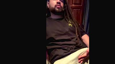 HcDread webcam model stream image