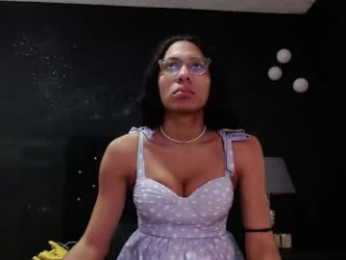 emilygomezz webcam model stream image