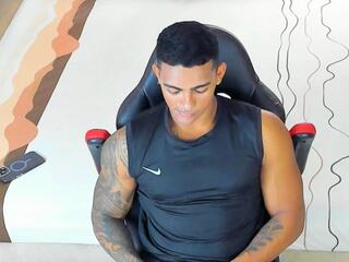 Bllack Daniels webcam model stream image