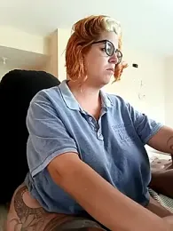 Escarlate4you_ webcam model stream image