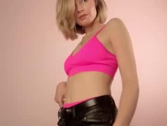 gwenkevwitch webcam model stream image