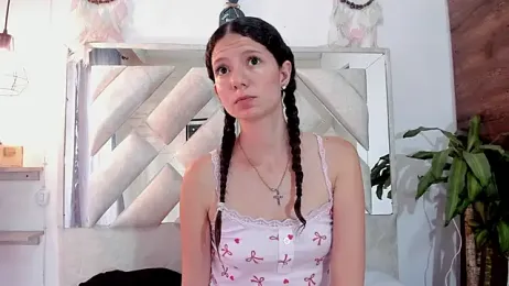 sofy_bonnet1 webcam model stream image