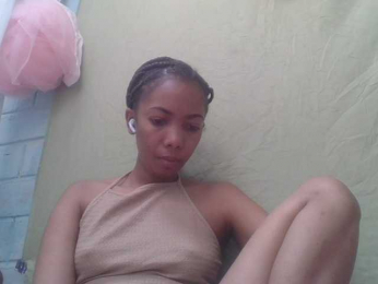 Tiphanie webcam model stream image