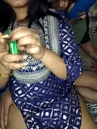 Midnight_Star1 webcam model stream image