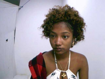 Chocolatedoll webcam model stream image