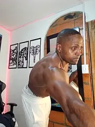 MIKE_KILIANjs webcam stripchat model stream image