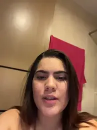 Valenhill@xh webcam stripchat model stream image