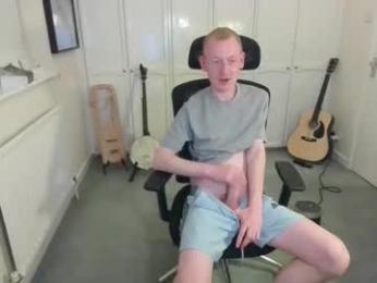 dare_to_be_olly webcam model stream image