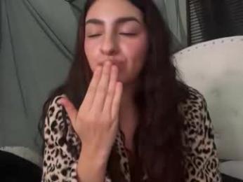 livhart webcam model stream image