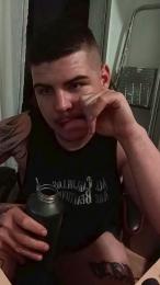 Youngkinkibear webcam model stream image