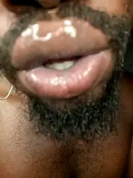 lucavaro001 webcam model stream image