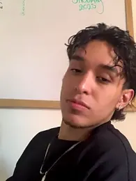 Mattew_Dluca_ webcam stripchat model stream image