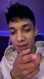 RoughDiamond_ webcam stripchat model stream image