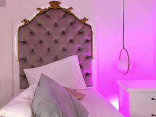 pushaina-03 webcam model stream image
