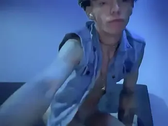 BrunoTwinkXXL webcam stripchat model stream image