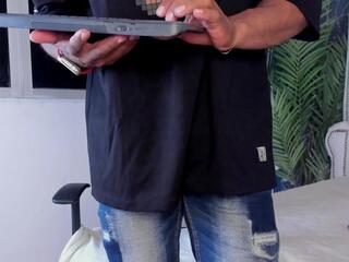 Samuel Connor webcam model stream image