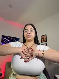 tati_reyess webcam model stream image