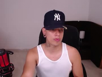 saenz_hotx webcam model stream image