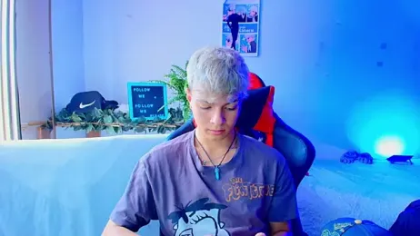 twink_sebas_ webcam model stream image