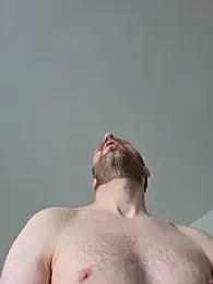 MrHot20cm webcam model stream image