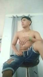 boy_hot33 webcam cam4 model stream image