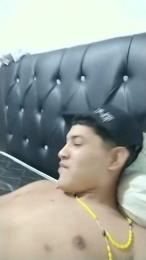 boy_hot33 webcam model stream image