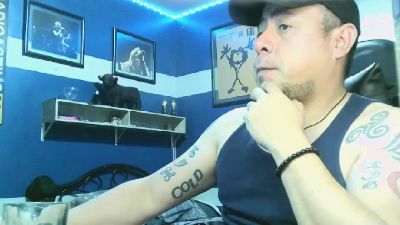 ll_cold_ll webcam model stream image