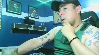 ll_cold_ll webcam model stream image