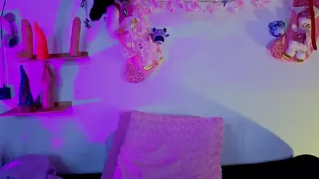 zoelight18 webcam model stream image