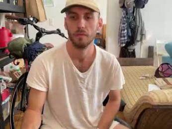 leonvampire webcam model stream image