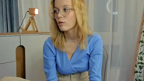 EdlinCure webcam model stream image