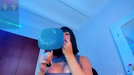 divinesalome webcam stripchat model stream image