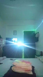 glowing_kimm webcam model stream image