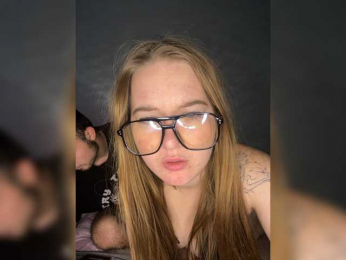 DoollSin webcam model stream image