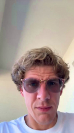 Ptitloup webcam model stream image