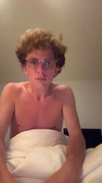 Ptitloup webcam model stream image