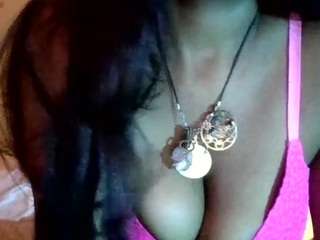 lunanova999 webcam model stream image