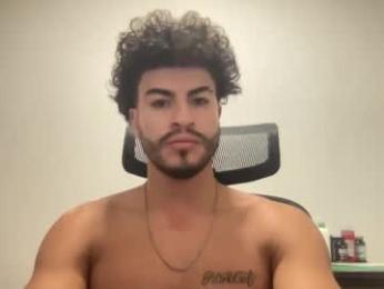 adriano_guapo webcam model stream image