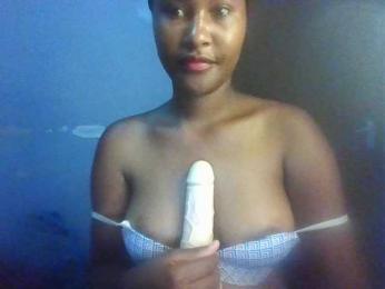 Sweet-boo webcam model stream image