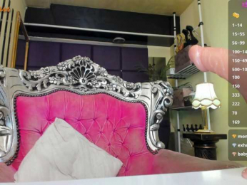 royalsquirt webcam model stream image